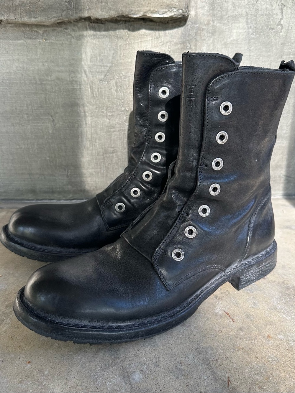 Moma Women’s Black Leather Combat Boots with Silver Eyelets